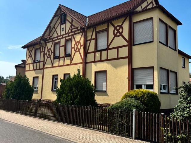 Mehrfamilienhaus in schöner Lage in Georgenthal