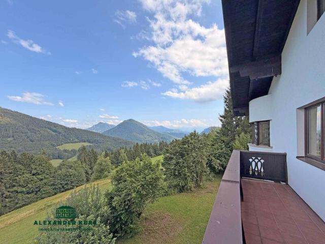 Mehrfamilienhaus in wunderschöner Aussichtslage am Gaisberg