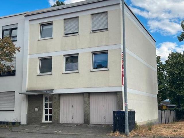 Mehrfamilienhaus in Wesseling zu verkaufen