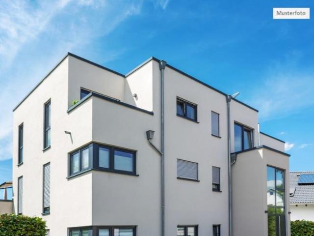 Mehrfamilienhaus in 44577 Castrop Rauxel, Herbstfeld