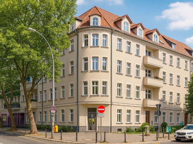Mehrfamilienhaus Konvolut im Komponistenviertel Pankow Weißensee, 17 Wohnung, 1 Gewerbe + 587qm DG