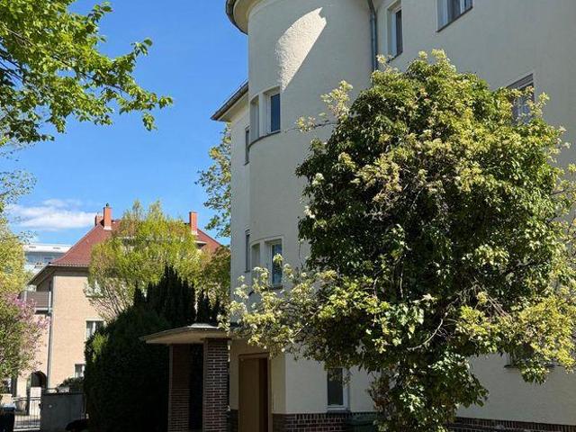 Mehrfamilienhaus, Praxis, Kanzlei, Büros, Gewerbe, großer Garten