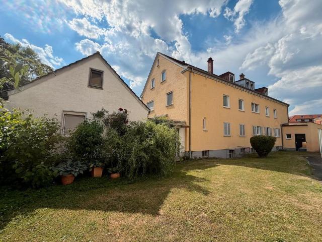 Mehrfamilienhaus und kleineres Einfamilienhaus direkt in Neu Ulm