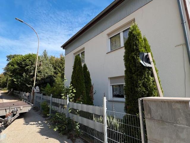 Mehrfamilienhaus zu verkaufen