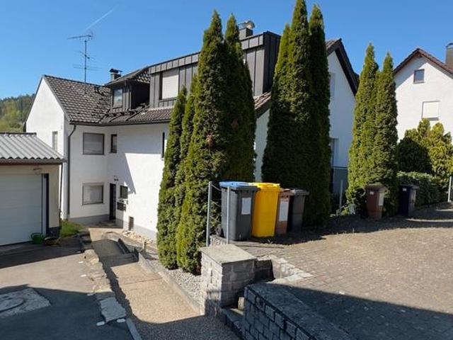 Mehrfamilienhaus zu verkaufen