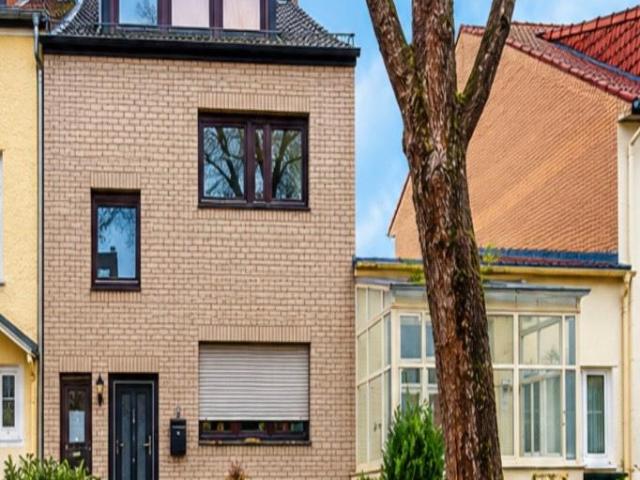 Mehrfamilienhaus zu verkaufen