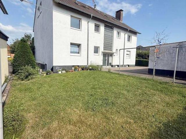Mehrfamilienhaus zuverlässig vermietet in bester Lage von Langenfeld