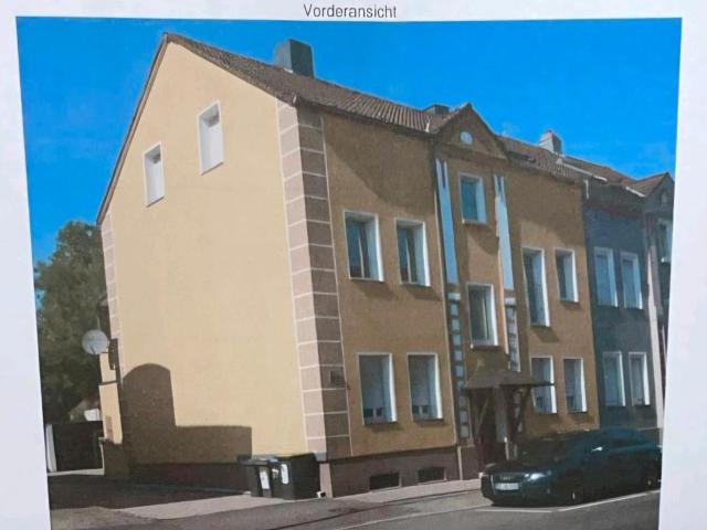 Mehrfamilienhaus