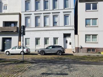 Mehrfamilienhaus
