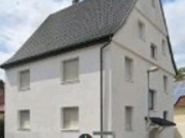 Mehrfamilienhaus