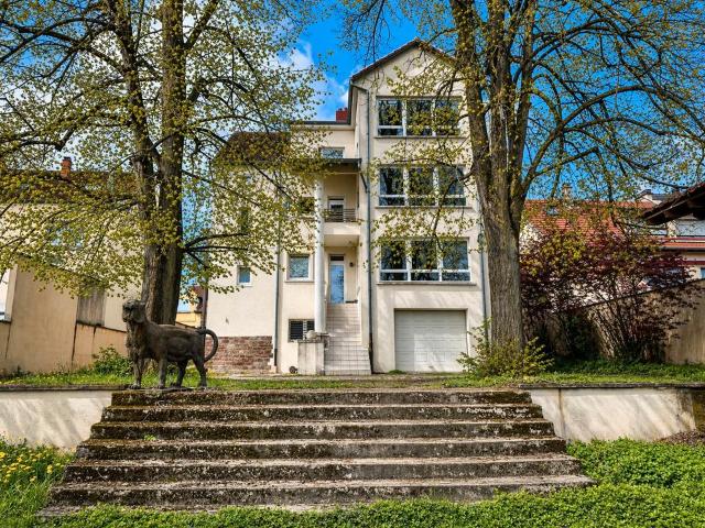 Mehrfamilienhaus