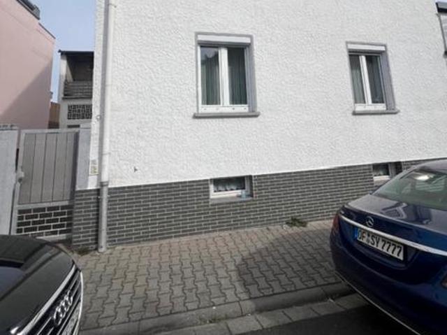 Mehrfamilienhaus