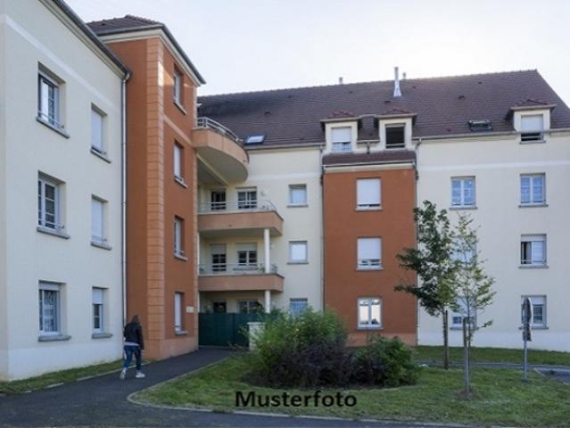 Mehrfamilienhaus