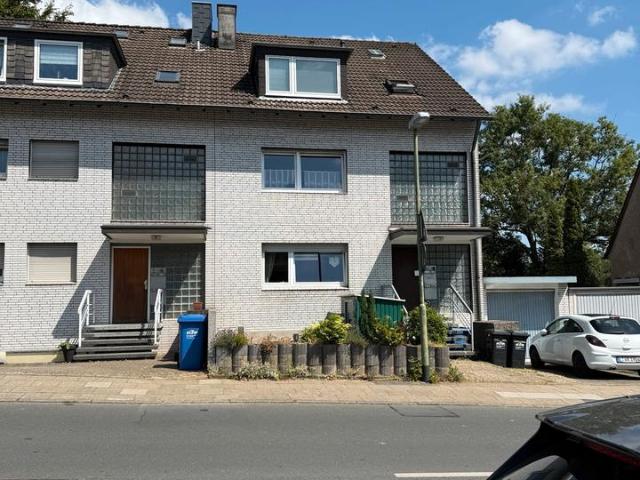 Mehrfamilienhaus 3 Wohnung und 1 Apartment in Essen