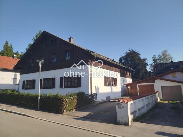 Mehrfamilienhaus 4 Wohneinheiten mit PV Ertrag in 87616 Marktoberdorf