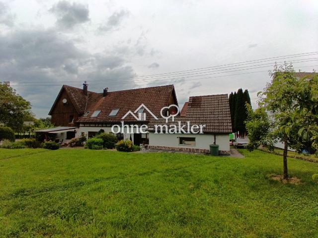 Mehrfamilienhaus / 4 Wohnungen im Grünen / großer Garten / Teich / naturnahes Wohnen