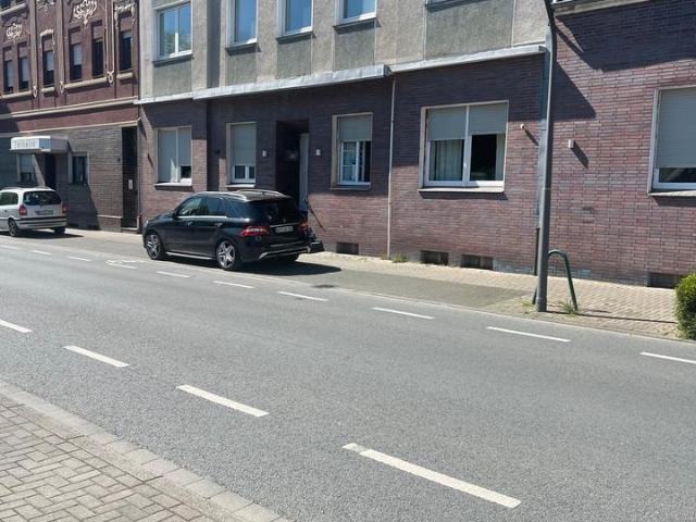 Mehrfamilienhaus