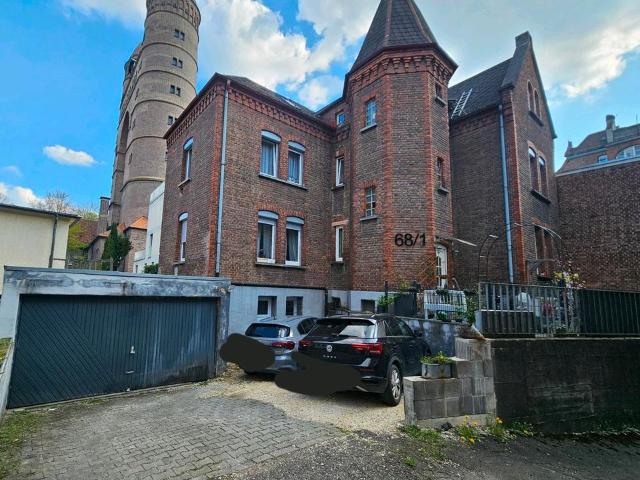 Mehrfamilienhaus