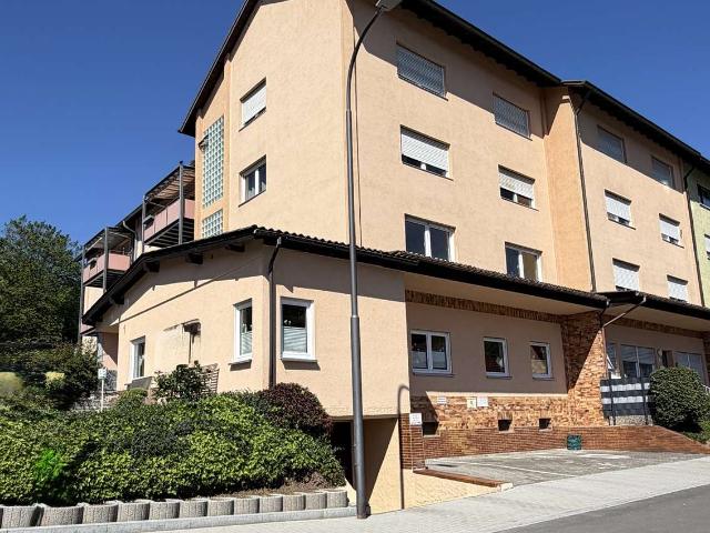 Mehrfamilienhaus