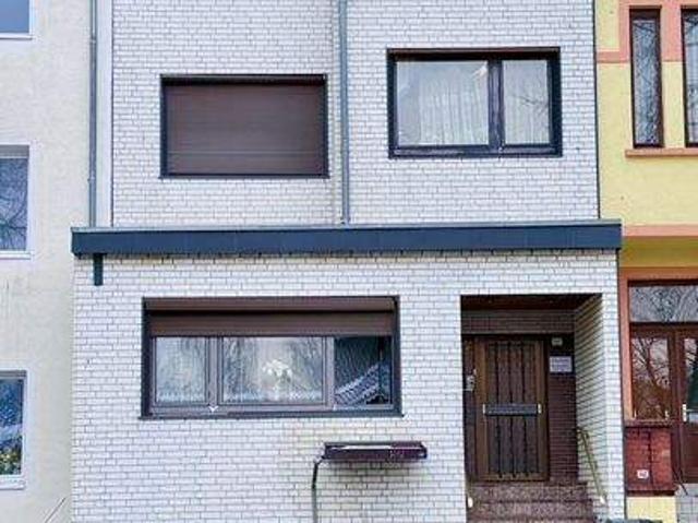 Mehrparteienhaus in zentraler Lage in Bremen Gröpelingen