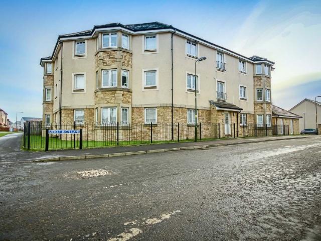 Meikle Inch Lane, Wester Inch Village, Bathgate EH48, 2 bed flat to rent, £875 pcm | PrimeLocation
