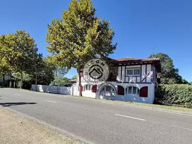 Meilhan 40400 Achat / Vente maison 7 pièces t7 cave balcon