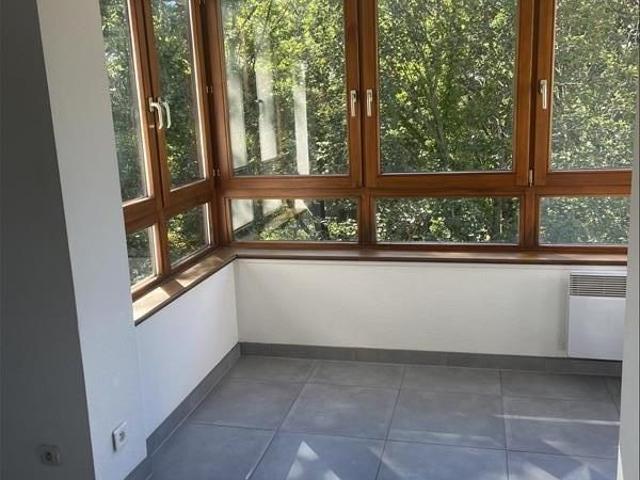 Meinau 4 Pieces 85 M² Balcons Parking
