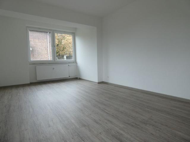 Meine Individualität – Modernisierte 2 Zimmerwohnung zzgl. Mansarde in Schlossnähe!