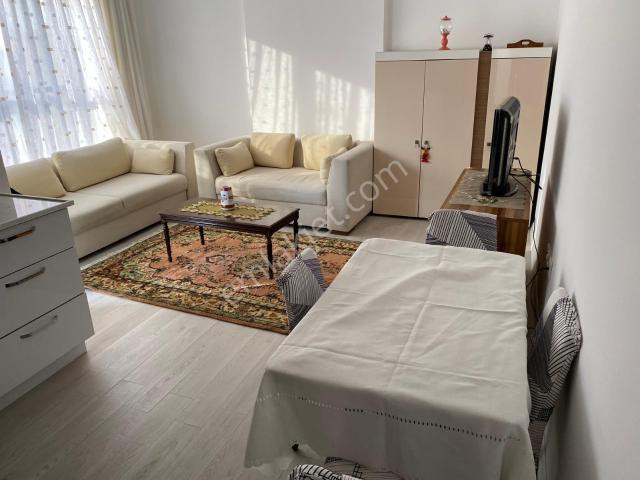 Mekke Camisi Yanı Ana Yol Üzeri Eşyalı Kiralık 1+1 Daire