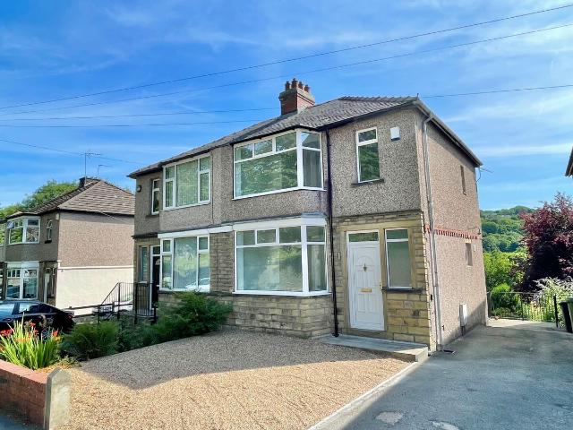 Meltham Road, Huddersfield, West Yorkshire HD4, 3 bed detached house to rent, £975 pcm | PrimeLocation