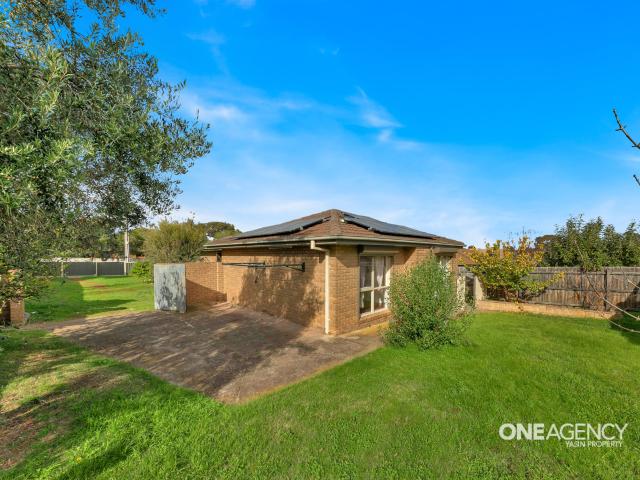 Melton 15 Atkin Street