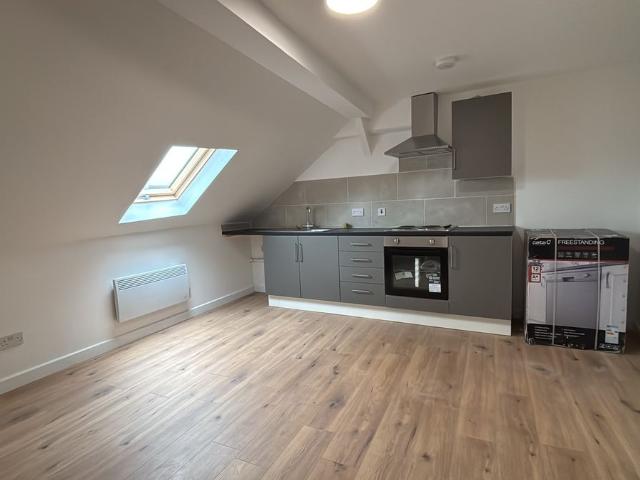Melton Road, Leicester LE4, Studio to rent, £650 pcm | PrimeLocation