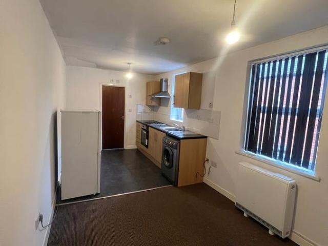 Melton Road, Leicester LE4, Studio to rent, £650 pcm | PrimeLocation