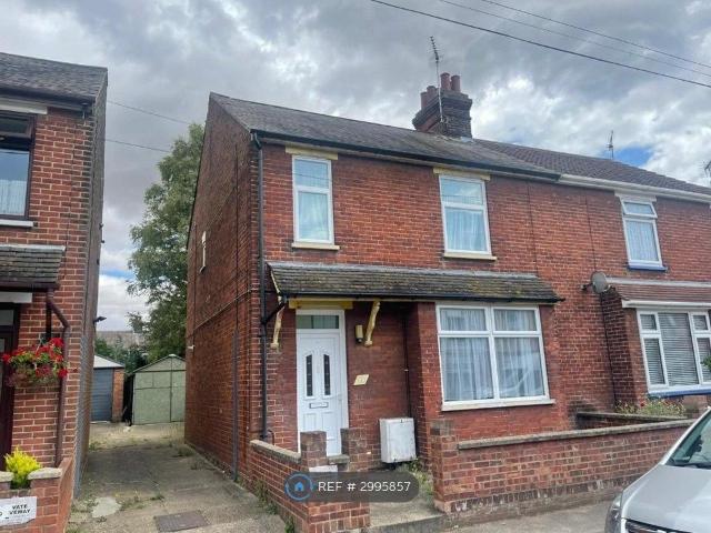 Melville Road, Ipswich IP4, 3 bed semi detached house to rent, £1,350 pcm | PrimeLocation