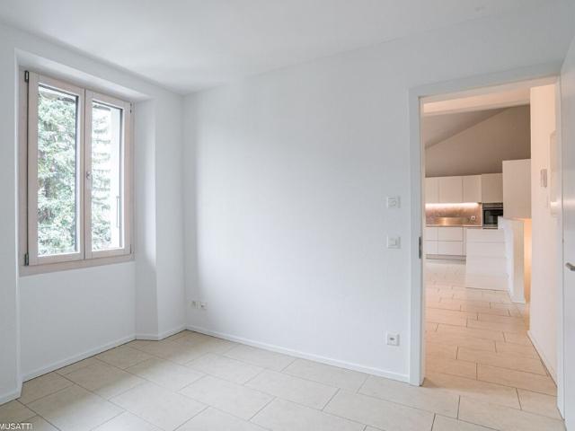 MELANO 3,5 LOCALI RISTRUTTURATO CON COMFORT MODERNI