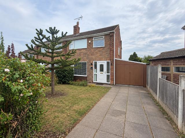 Melbourne Street, Mansfield, NG19 3 bed semi detached house to rent £1,150 pcm £265 pw
