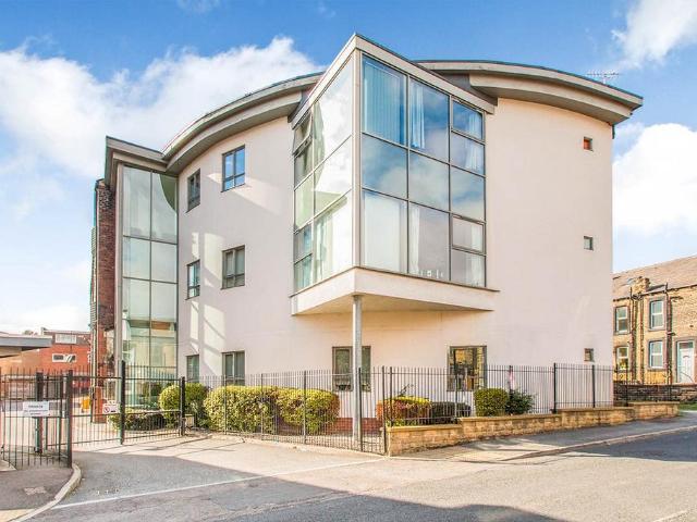 Melbourne Street, Leeds LS27 1 bed apartment to rent £750 pcm £173 pw