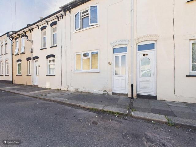 Melbourne Road, Chatham, Kent, ME4 3 bed terraced house to rent £1,450 pcm £335 pw