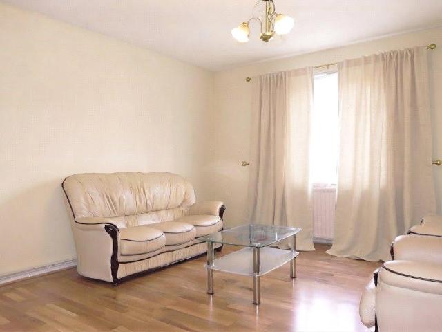 Melbourne Road, South Wimbledon, SW19 3 bed terraced house to rent £3,300 pcm £762 pw