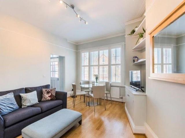 Melcombe Place, London NW1 2 bed apartment to rent £4,377 pcm £1,010 pw