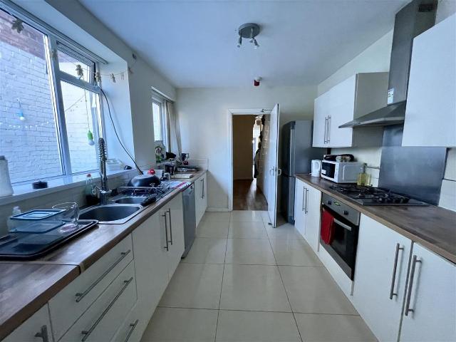 Meldon Terrace, Heaton NE6, 6 bed shared accommodation to rent, £3,100 pcm | PrimeLocation