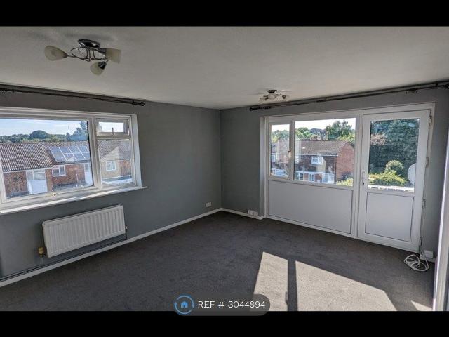 Meldrum Close, Orpington BR5, 1 bed flat to rent, £1,220 pcm | PrimeLocation