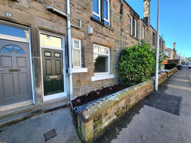 Meldrum Road, Kirkcaldy KY2, 1 bed flat to rent, £675 pcm | PrimeLocation