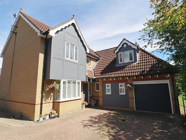 Melford Grove, Great Notley, Braintree CM77, 6 bed detached house to rent, £2,700 pcm | PrimeLocation