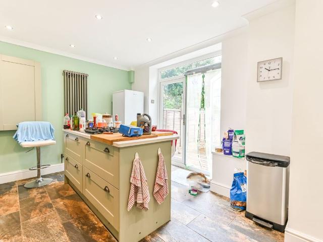 Melford Road, East Dulwich, London SE22, 3 bed maisonette to rent, £3,000 pcm | PrimeLocation