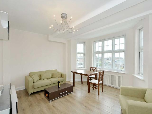Melina Court, Grove End Road, St John's Wood, London NW8, 2 bed flat to rent, £3,142 pcm | PrimeLocation