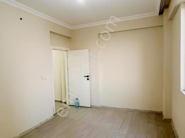 Melisa'dan 400 Yataklı Civarı Kiralık 2+1