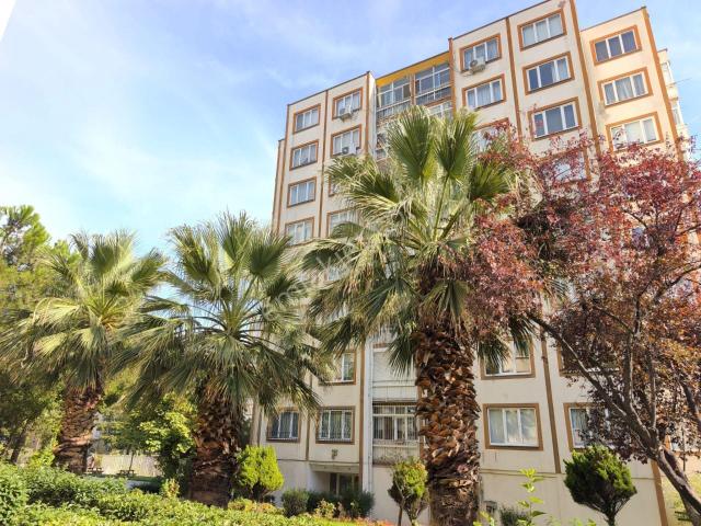 Melisköy Sitesinde İhsaniye Nin Merkezinde 4+1 Kiralık Daire