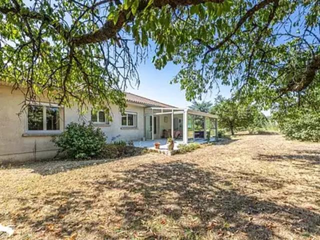 Melle 79500 Achat / Vente maison 7 pièces t7 parking