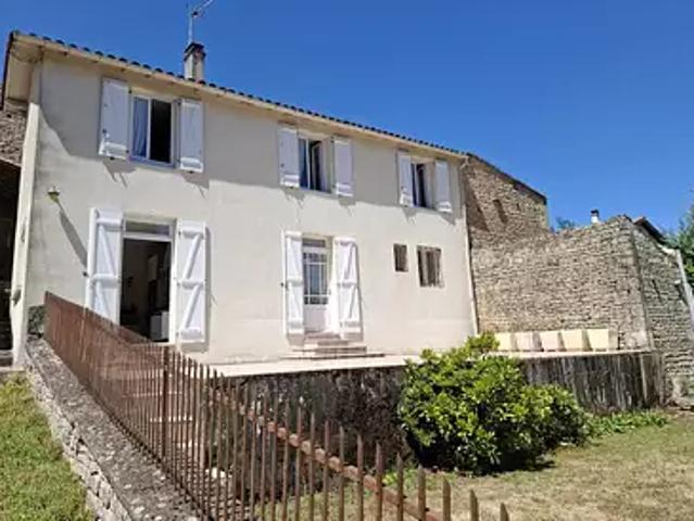 Melle 79500 Achat / Vente maison